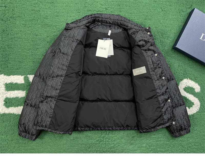 디올 디올 오블리크 다운 자켓（레어） 레플리카 - 의류 | 세미샵 레플리카 사이트