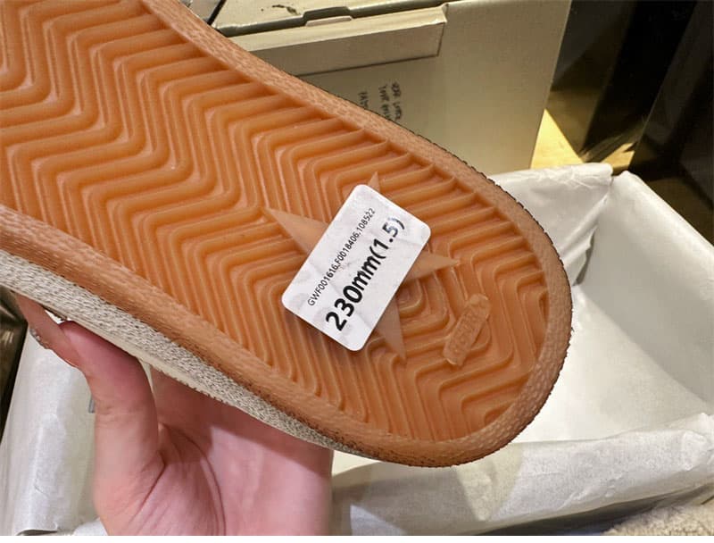 골든구스 골든구스 볼스타 시어링 스니커즈（TJ공장） 레플리카 - 신발 | 세미샵 레플리카 사이트