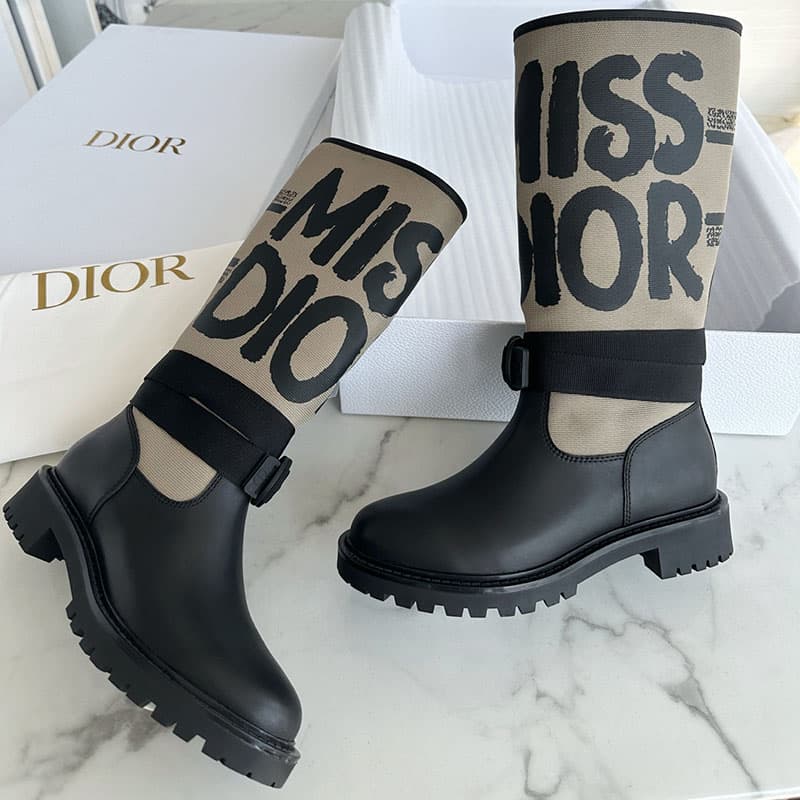 디올 D-Major 앵클 부츠