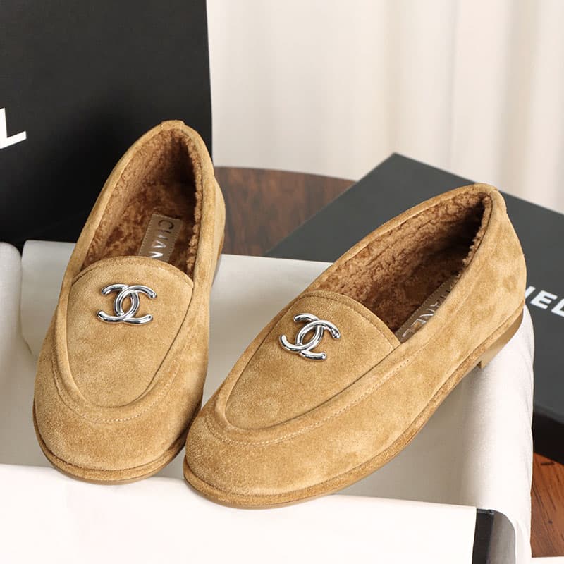 샤넬 샤넬 시어링 스웨이드 모카신 로퍼 레플리카 - 신발 | 세미샵 레플리카 사이트