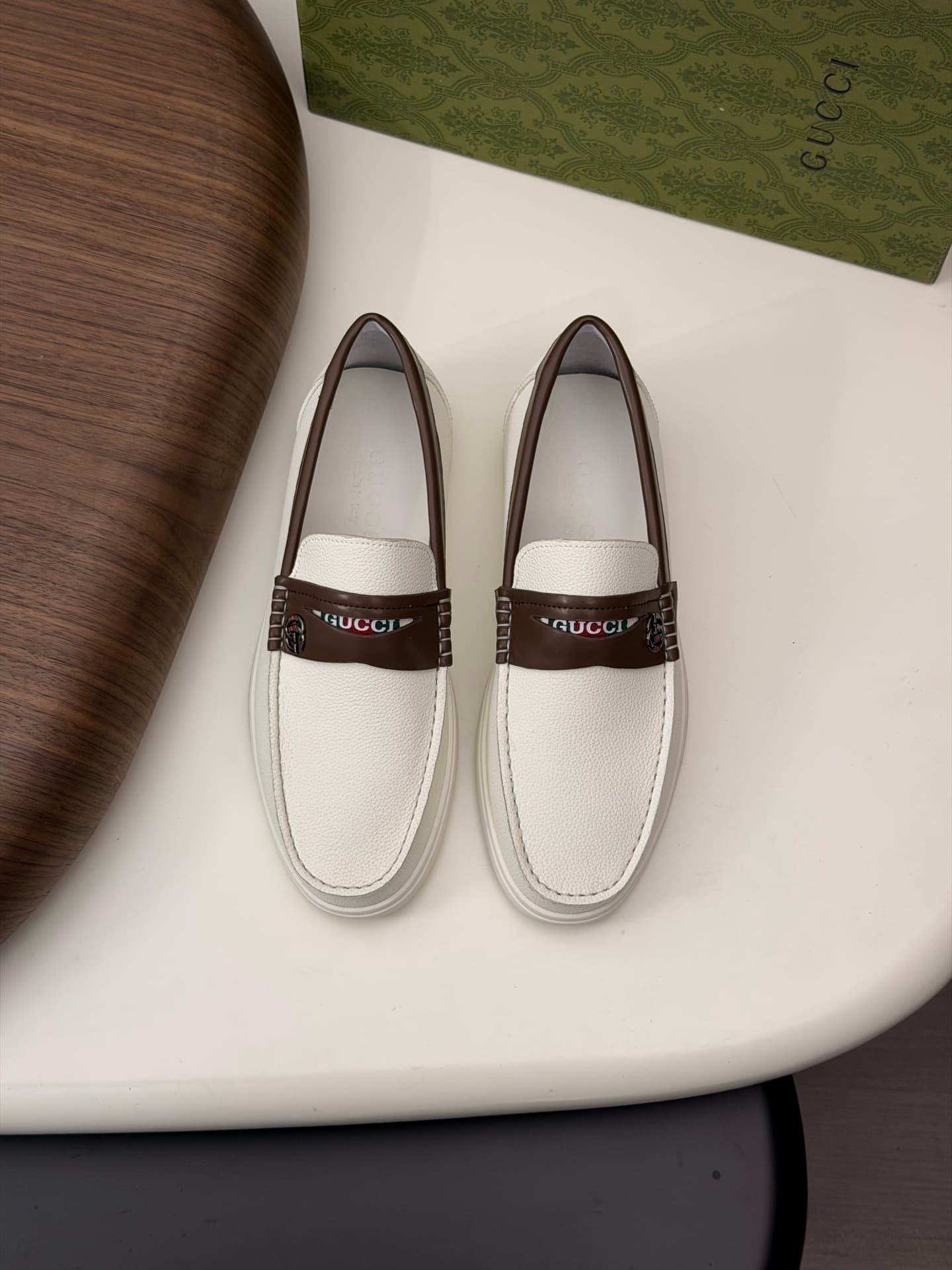 구찌 구찌 남성 레더 슬립온 레플리카 - 신발 | 세미샵 레플리카 사이트