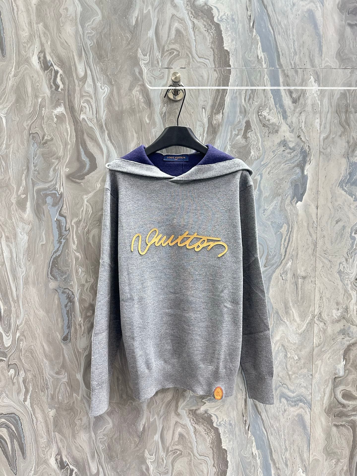 루이비통 루이비통 엠벨리시드 시그니처 후디 레플리카 - 의류 | 세미샵 레플리카 사이트