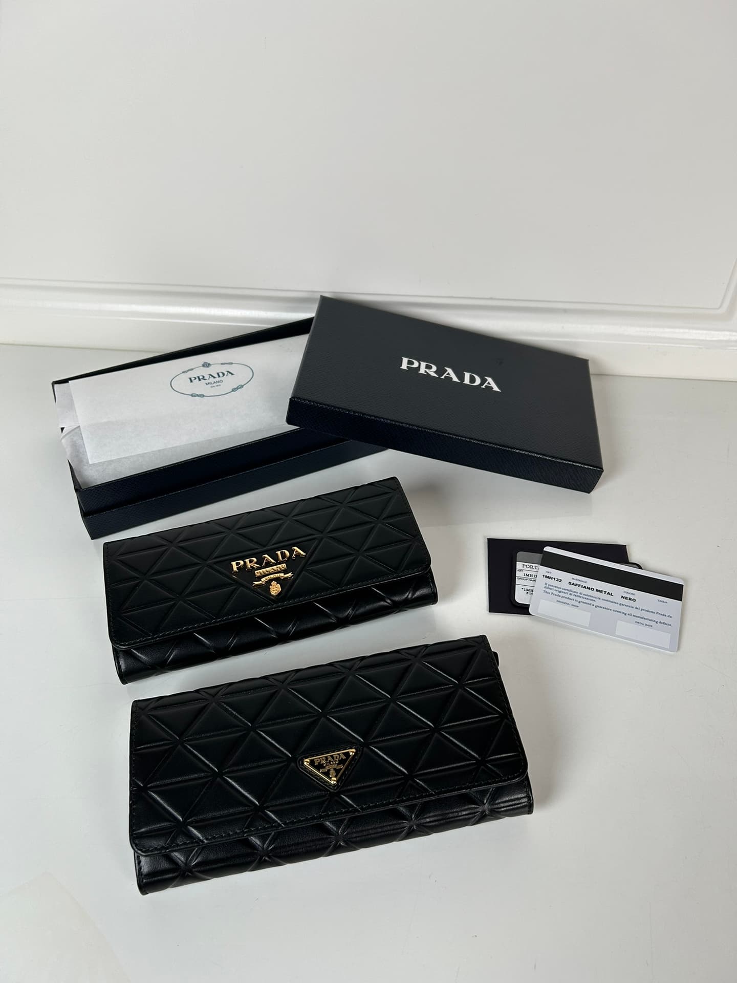 프라다 프라다 나파 레더 장지갑 레플리카 - 지갑 | 세미샵 레플리카 사이트