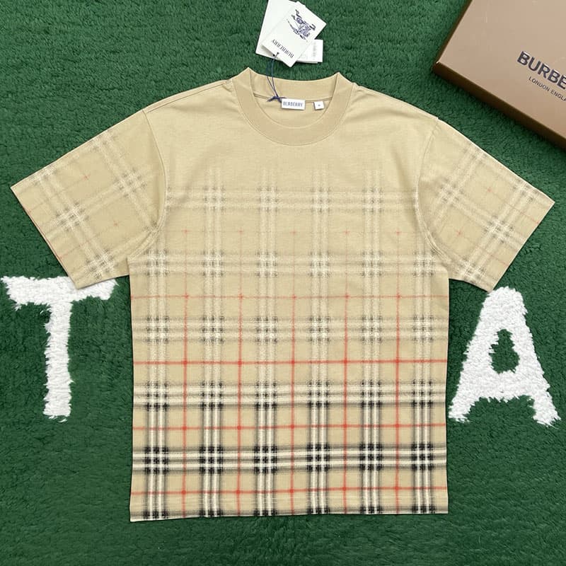 버버리 버버리 그라데이션 체크 코튼 티셔츠 레플리카 - 의류 | 세미샵 레플리카 사이트