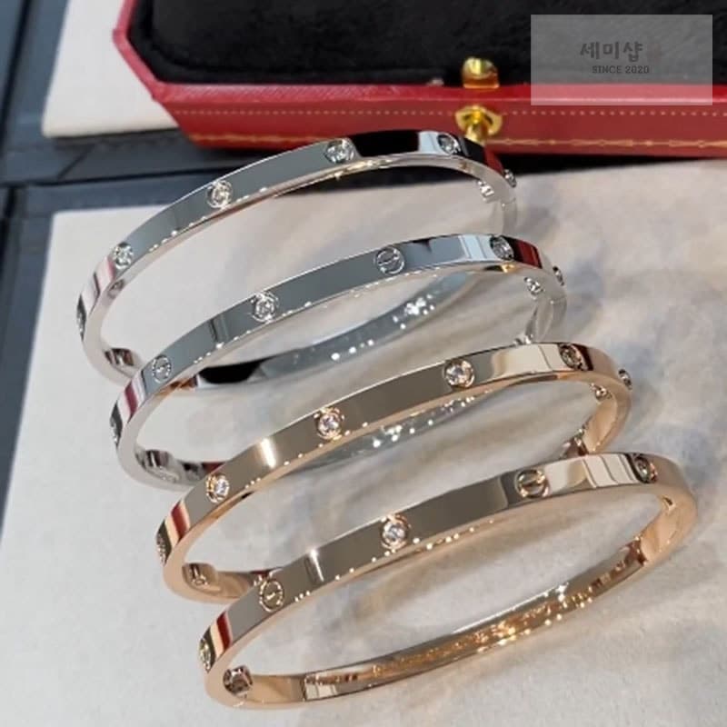 Cartier 까르띠에 Leve 브레이슬릿 SMALL모델 다이아몬드 레플리카 - 악세사리 | 세미샵