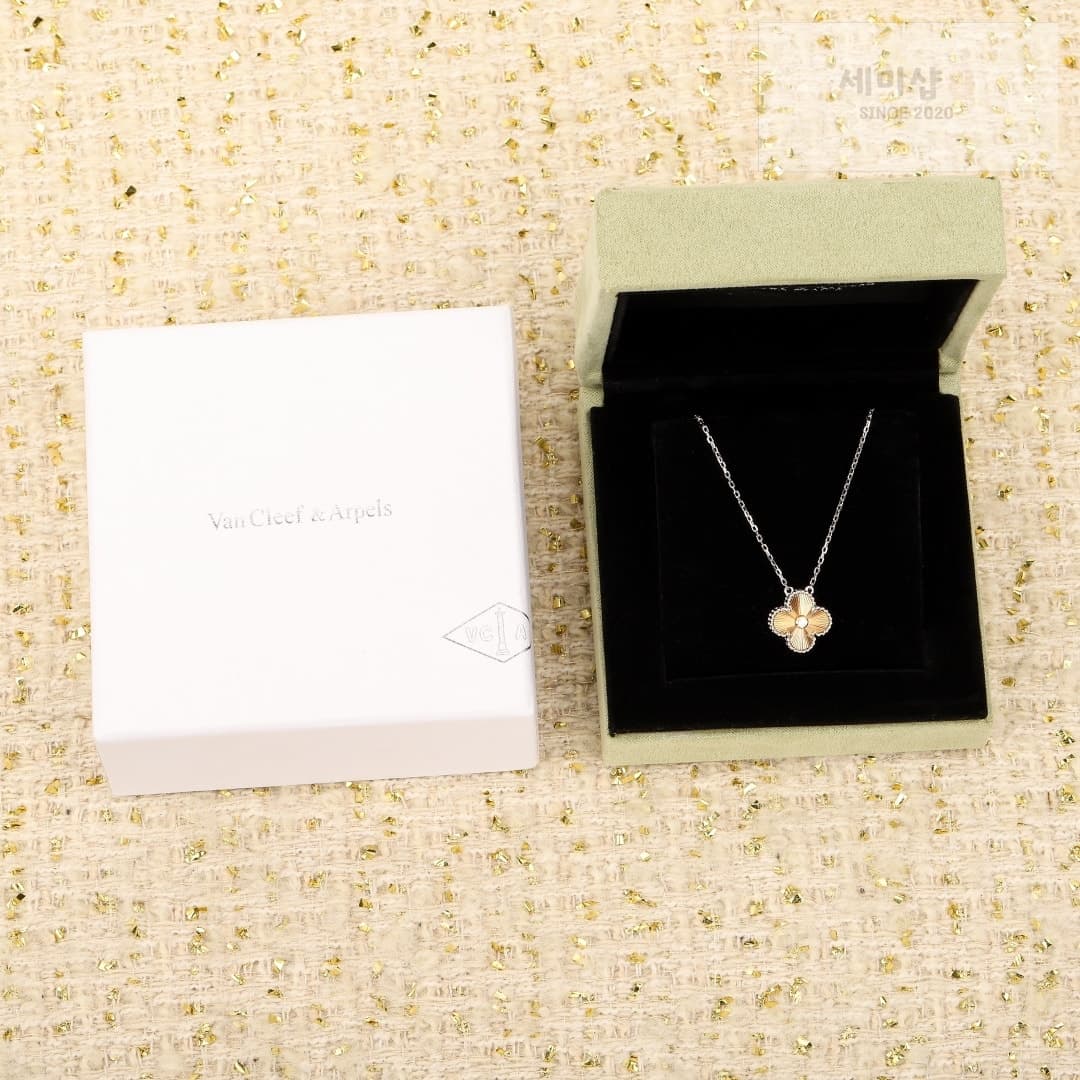 Van Cleef Arpels 반클리프 아펠 빈티지 알함브라 펜던트 기요셰 " 2 Color " - 세미샵