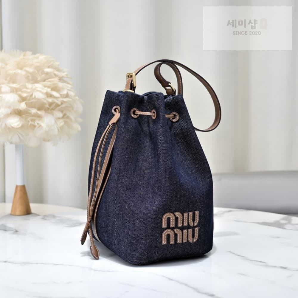 Miu Miu Miu Miu Denim Leather Bucket - 세미샵