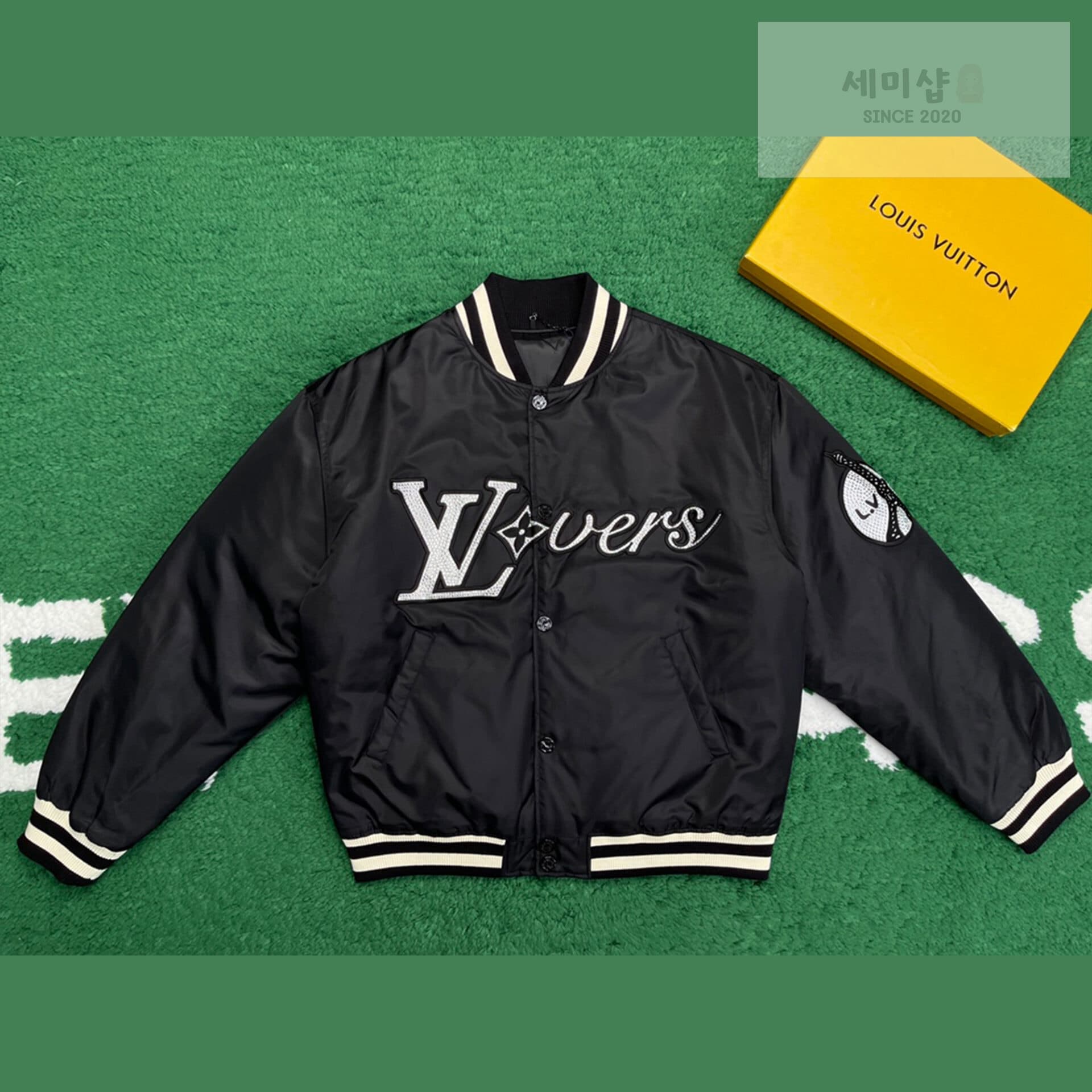 Louis Vuitton 24SS루이비통 엠브로이더드 나일론 베이스볼 블루종 점퍼 블랙 - 세미샵