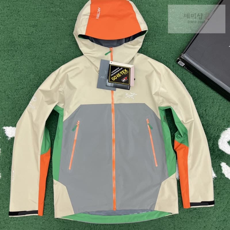 Arc Teryx Arcteryx 아크테릭스 러쉬 남성제킷 러시 등산점퍼 - 세미샵