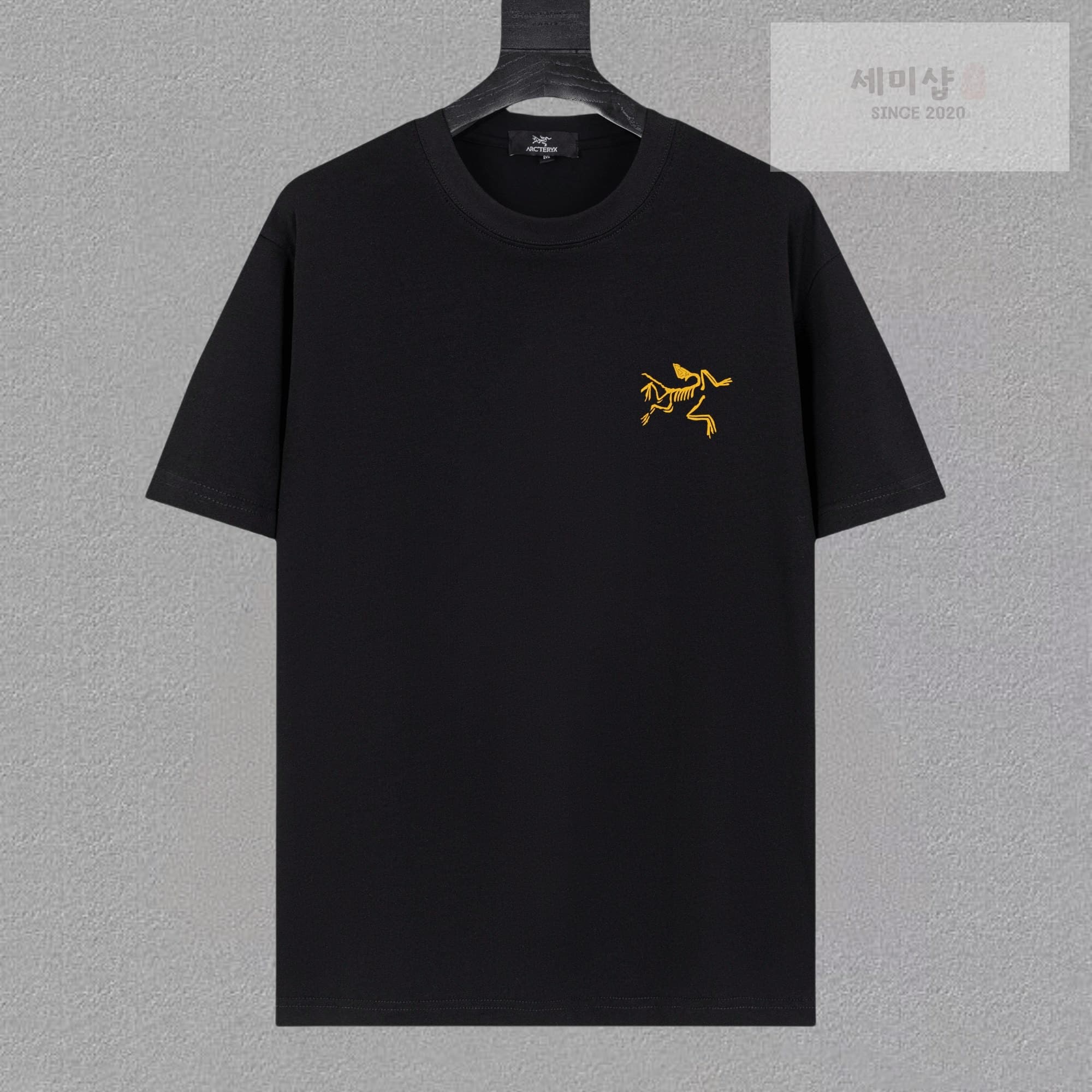Arc Teryx 아크테릭스 아티스트 리리즈 시오타니 나오 티셔츠 - 세미샵
