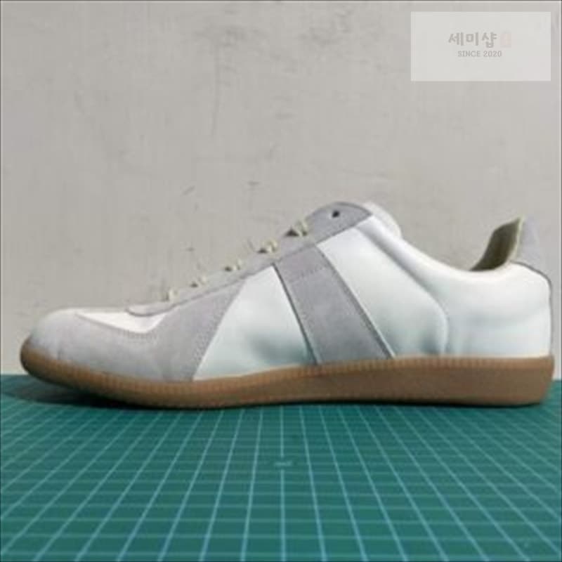 Maison Margiela 메종 마르지엘라 독일군 스니커즈 - 세미샵