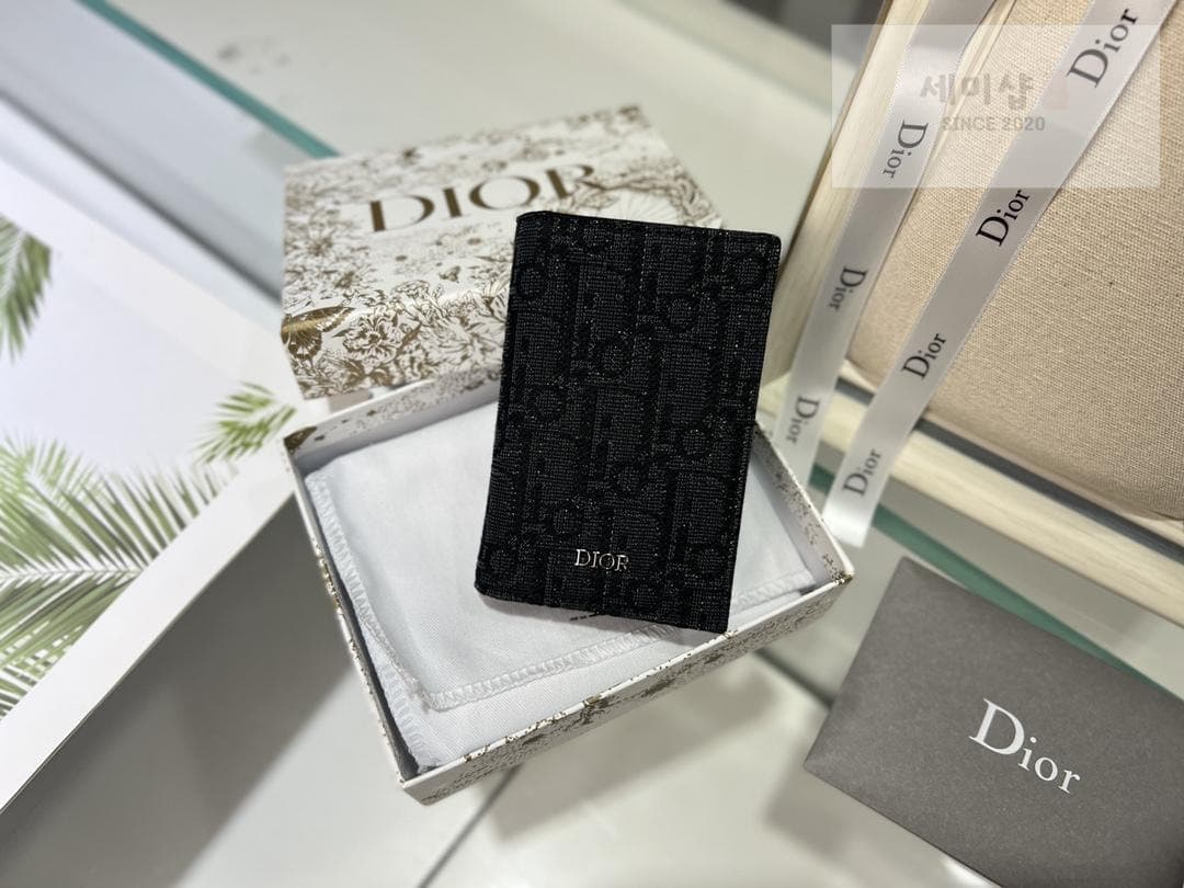 D I O R Dior Fold Card Holder - 세미샵