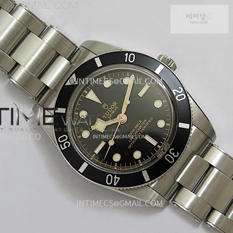 Tudor ZF공장 튜더 블랙베이54 스틸 블랙베젤 블랙다이얼 브레이슬릿 37mm Heritage Black Bay M79000N 37mm SS ZF 1_1 Best Edition Black Dial Black Bezel on SS Bracelet A2824 - 세미샵