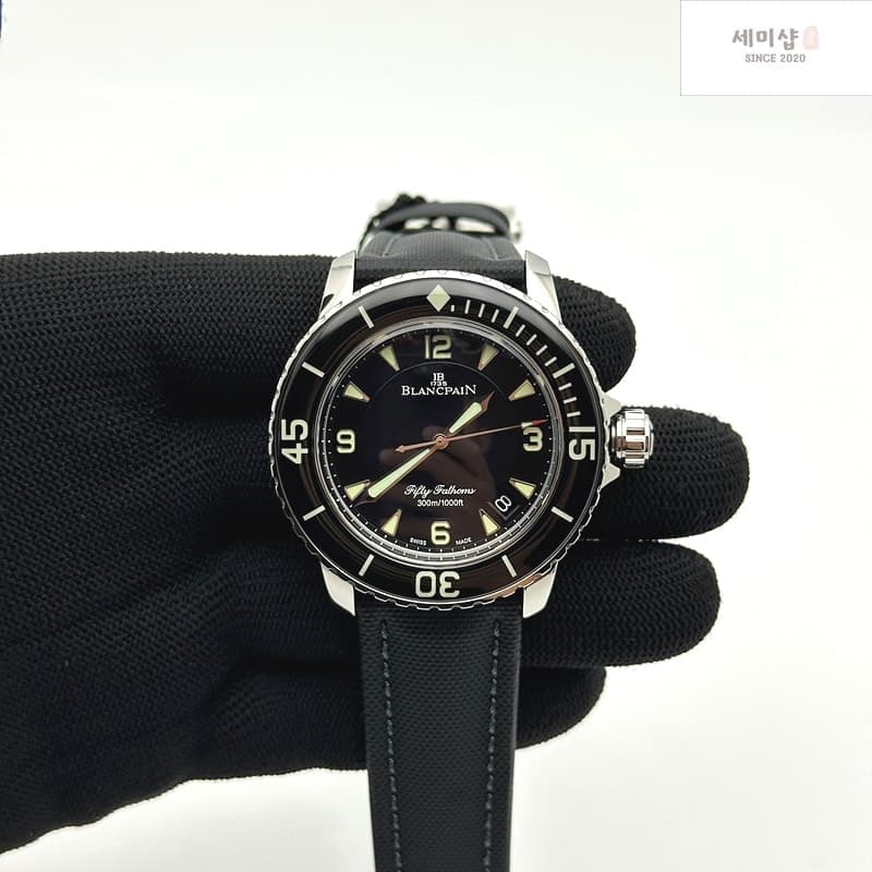 블랑팡 ZF공장 블랑팡 피프티패덤즈 티타늄 블랙다이얼 캔버스스트랩 FIFTY FATHOMS TITANIUM BLACK DIAL ON SAIL-CANVAS STRAP A1315 (FREE EXTRA STRAP) 레플리카 - 시계 | 세미샵
