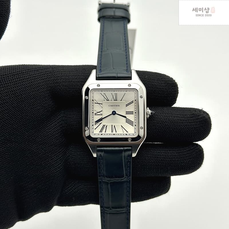 Cartier F1공장 까르띠에 산토스 뒤몽 43.5mm 실버다이얼 블루가죽스트랩 Santos Dumont 43.5mm SS F1F Best Edition Silver Dial on Blue Leather Strap Quartz 레플리카 - 시계 | 세미샵